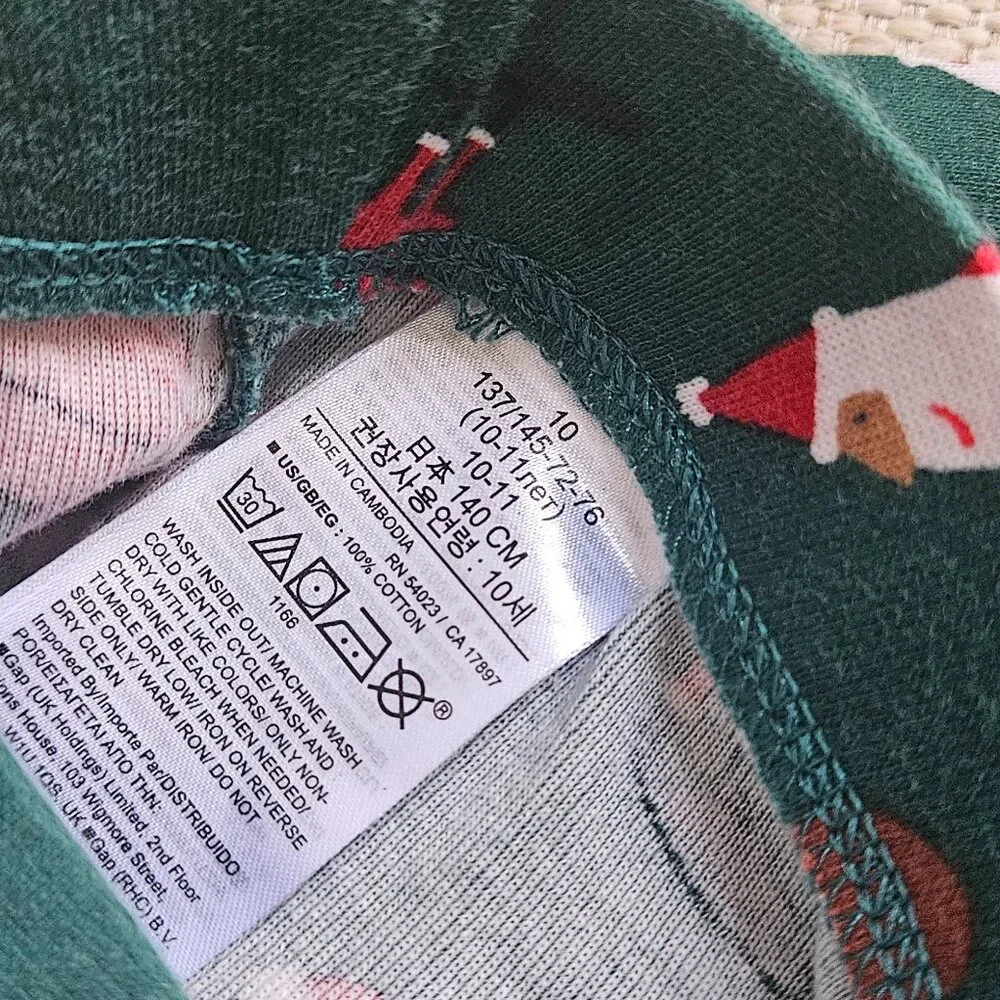 GAP Kids Santa Pattern PJ Set
